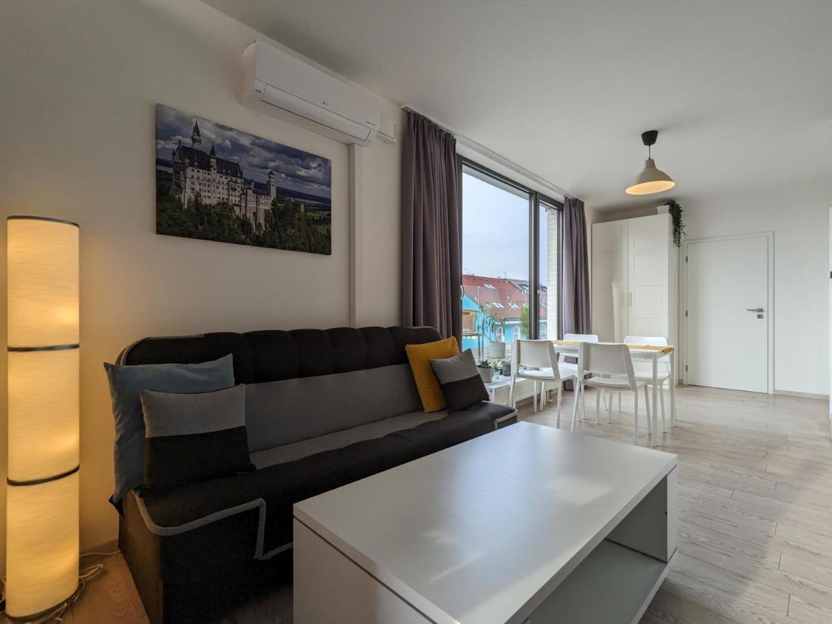 Cozy Apartment With Big Terrace In Central Prague - Karlin エクステリア 写真